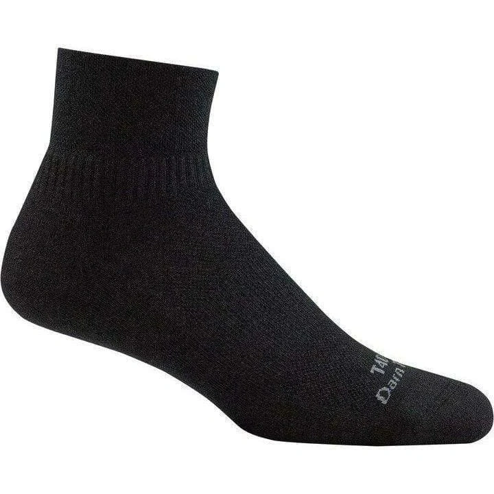 Darn Tough: The ultimate quarter socks for tactical titans, built to last, innit?
